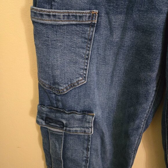 American Eagle Super High Rise Baggy Straight Cargo Jeans Size 0 - Picture 7 of 12